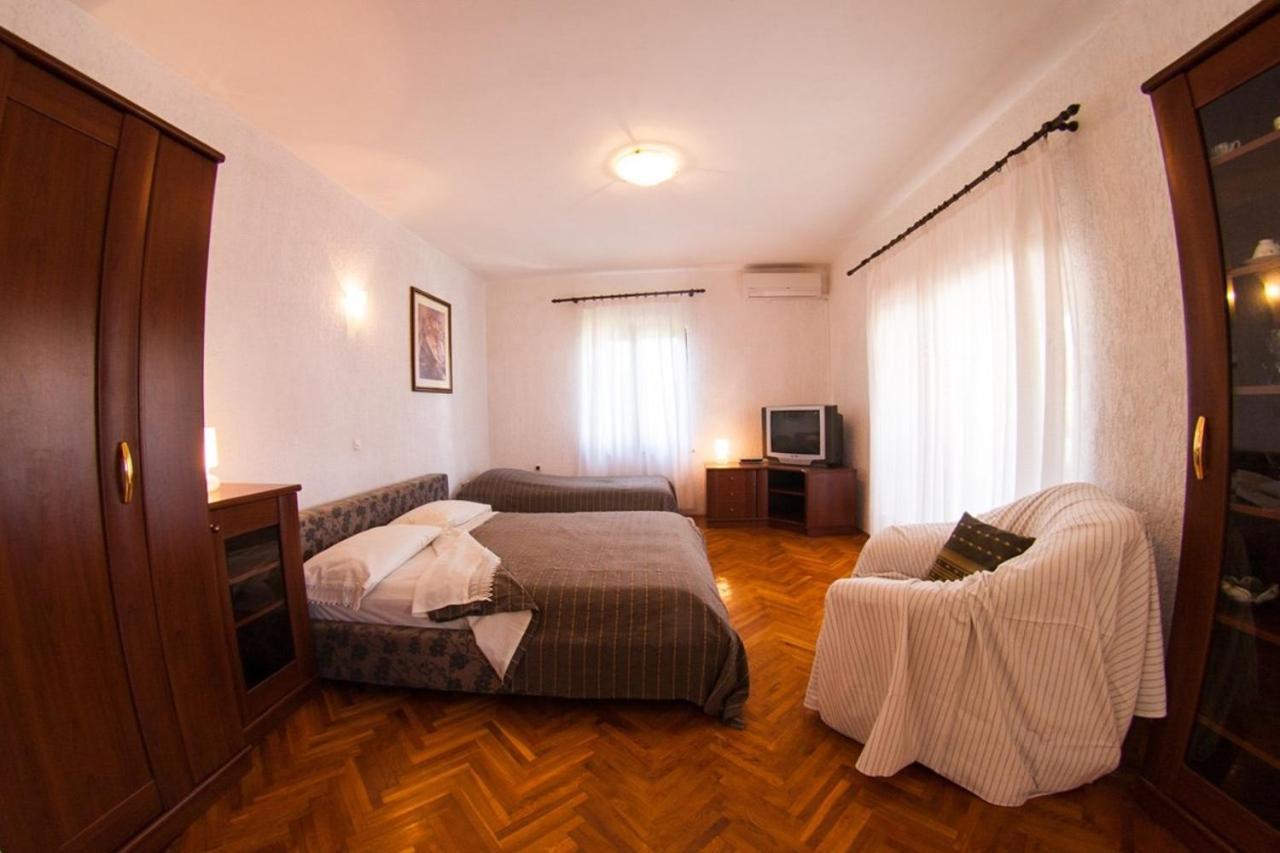 Malinska Apartment 1 Sveti Anton  Exterior foto